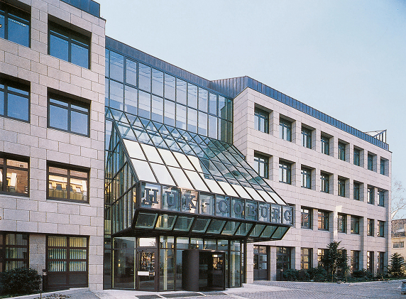 Platzbedarf überall: Die Büros in der Brücken- und der Heiligkreuzstraße